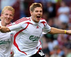 Джеррард попросил не критиковать Грина