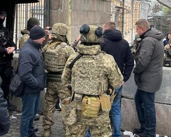 Обыски у "Юзика": в НАБУ ответили, проверяют ли Юрия Корявченкова