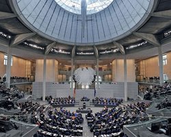 Парламент Германии призвал пересмотреть результаты российских выборов