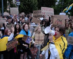 "Свободу САП і НАБУ": у Києві, Харкові, Одесі та західних регіонах люди вийшли на протести