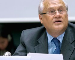 Спецпредставитель СММ ОБСЕ Мартин Сайдик уйдет с  должности
