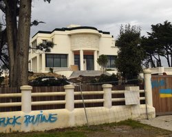 Во Франции арестовали виллу экс-супруги Путина за 5,4 миллиона евро, — СМИ