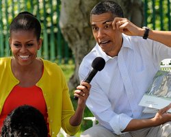 На Пасху в Белом доме Барак Обама читал детям книги