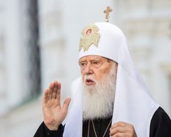 Филарет просит главу Минюста продлить регистрацию УПЦ КП