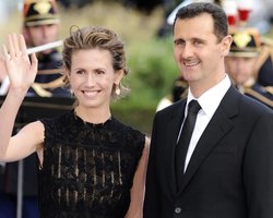 "Я не Янукович, нікуди не поїду": у мережі показали фото Башара Асада з дружиною, імовірно, в РФ