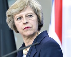 Отравители Скрипалей были сотрудниками ГРУ, - Тереза Мэй