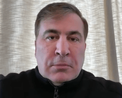 Голодающего Саакашвили перевели в одиночную камеру: он с отеками и плохо говорит