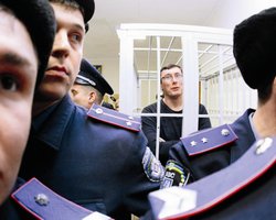 У Луценко выявлены болезни, не совместимые с тюрьмой, - адвокаты