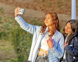 "Фотошоп" просто в Google Фото: нова функція обробляє знімки, як ніколи раніше