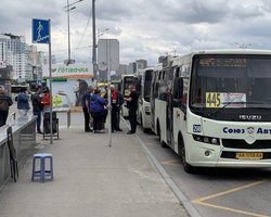 Кияни закликають рідше користуватися власним авто та їздити громадським транспортом, — КМДА