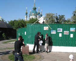 Десятинную церковь застраивают с ведома властей, - активисты