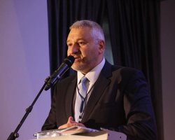 Сущенко перевели не в карцер, а в помещение камерного типа, - Фейгин