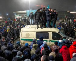 Тела крали прямо из моргов: президент Казахстана о "международных террористах" на акциях протеста