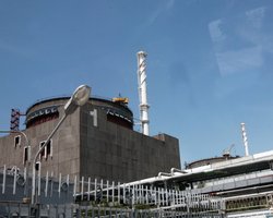 ЗС РФ встановили зенітну установку біля енергоблоку на ЗАЕС і ведуть звідти вогонь (відео)