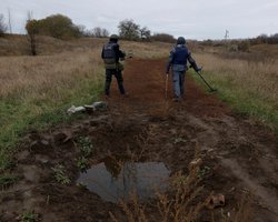 Піротехніки ДСНС розпочали розмінування Херсонської області: роботи дуже багато