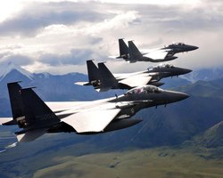 Пілоти робили селфі: у Південній Кореї зіткнулися два винищувачі F-15K