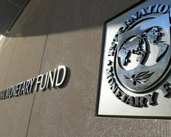 Петрономика против ЗЕкономики. Что будет с курсом гривны и тарифами в случае победы каждого из кандидатов