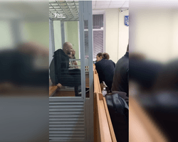 Суд освободил Гнездилова из-под стражи: он вернется на службу после публичного СЗЧ (видео)