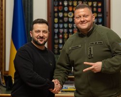 Зеленский уволил Залужного с военной службы и назначил послом в Британии