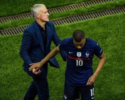 "Будет трудно уснуть": Мбаппе попросил прощения за промах с пенальти