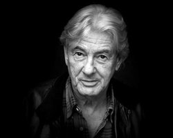 Создатель "Основного инстинкта" снимет новый фильм об Иисусе Христе