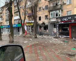 Загибель дитини, зрив евакуації та сотні тисяч "заручників": що відбувається в Маріуполі