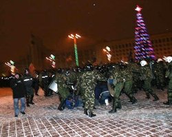 За выкрикивание лозунгов против Лукашенко задержан глухонемой 