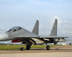 Рекордная угроза: армия КНР направила 78 самолетов, БПЛА и кораблей в зону ПВО Тайваня