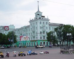 КПУ: в Луганске милиция заблокировала избиркомы