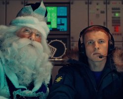 Дед Мороз и российская ПВО сбили сани Санта Клауса: росСМИ опубликовали новый ролик