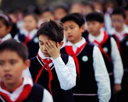 Десятки новых граждан США: миллиардеры из Китая заводят детей с суррогатными матерями