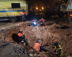 Никаких туалетов с выгребными ямами: "Киевводоканал" уверяет, что канализация не замерзнет