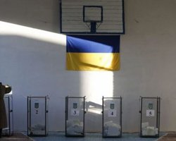 Место голосования изменили более 150 тысяч избирателей