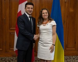 Зеленский встретился с министром иностранных дел Канады