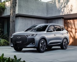 Необычные качества новейшего кроссовера Chery Tiggo 7 Plug-In Hybrid