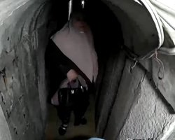 У жены ликвидированного лидера ХАМАСа заметили сумочку Birkin за 32 тысячи долларов (видео)