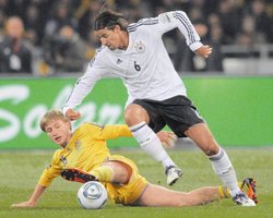 Ставки сделаны. Украинские футболисты спрогнозировали результаты ключевых матчей Евро-2012