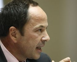 Тигипко против признания русского языка вторым государственным