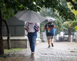 В Україну йдуть грози та шквали: синоптик розповів, де погода різко зміниться цими вихідними