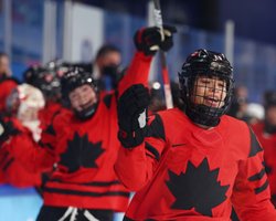 Канада себе вернула хоккейную корону, обыграв сборную США на Олимпиаде-2022 (видео)