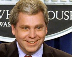 Вице-президентом Facebook стал бывший пресс-секретарь Клинтона 