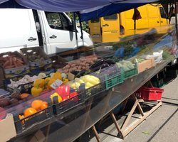 Минздрав послабил требования для работы рынков во время карантина