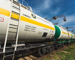 Зерновий коридор: Росія має намір відновити експорт аміаку Чорним морем, — FT