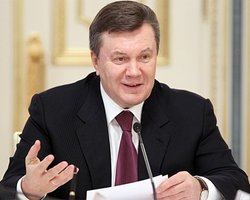 Янукович уверен, что рост экономики позволит улучшать жизнь людей