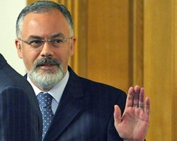 Freedom House порекомендовала уволить Табачника