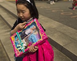 В Японии детей снабдят счетчиками радиации