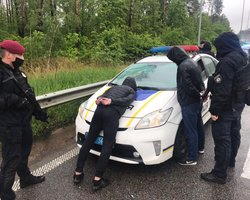 Полиция догнала на трассе 10 участников перестрелки в Броварах