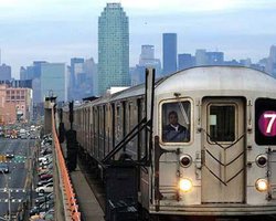 В нью-йоркском метро усилены меры безопасности