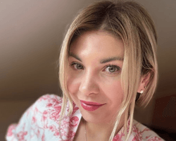 "Пережила ад": беженка — о побеге с двумя детьми от домогательств 73-летнего немца