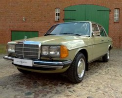 Звезда 80-х: обнаружен культовый Mercedes W123 без пробега и в заводской упаковке (фото)
